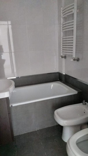 Imagen 14 de 21 de Departamento 2 Ambientes - A Estrenar - Adrogue