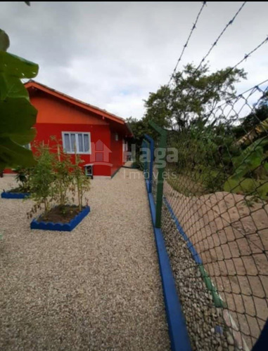 Imagem 6 de 10 de Casa A Venda No Bairro Bateas Em Brusque/sc - 1697