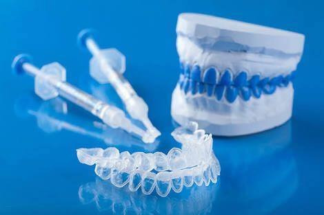 Dentista - Prótesis Dentales - Implantes - Extracciones