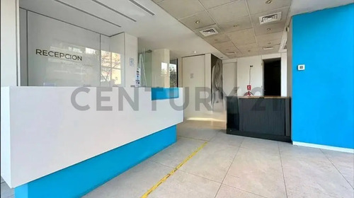 Venta Local Comercial Las Condes, Gran Oportunidad