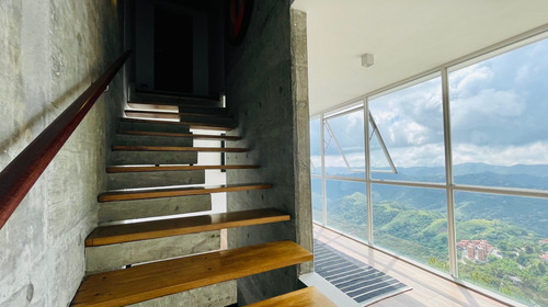 Oripoto/fabuloso Loft/400m2/en Venta/amoblado Y Listo Para Entrar