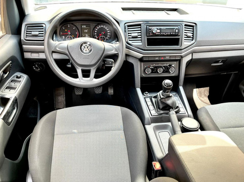 Imagem 3 de 15 de Amarok Cabine Dupla 4x4 Cambio Manual 2018 Completa Revisado