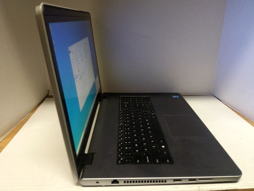 Notebook Dell Inspiron 5758 17.3 I7-5500 16g Ram 500gb Ssd Plateado (Usado)