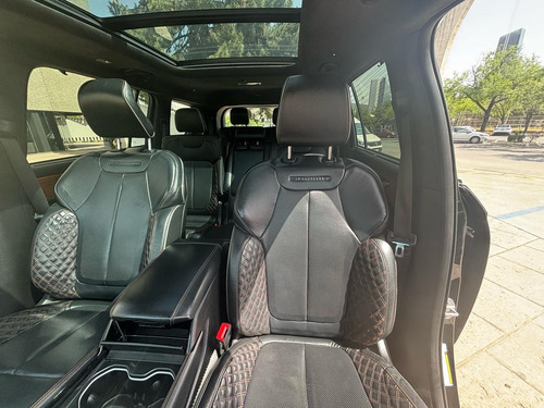 Jeep Grand Cherokee 5.7 Summit Elite Plinum 4x4 At
