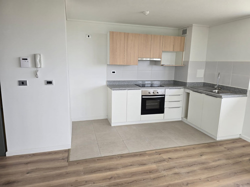 Arriendo Comodo Departamento Excelente Ubicacion
