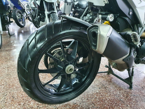 Ducati Hyperstrada 821 Impecable 3700km Permutas