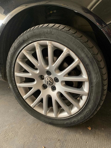 Volkswagen Bora 1.8 Highline T Tiptronic Cuero 2013