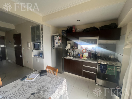 Venta De Departamento 2 Ambientes Con Balcón En Sarandi