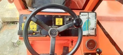 Vendo Telehandler Sky Track 8042