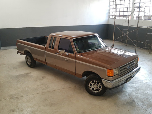 Ford F150 1987 V8 302 Americana