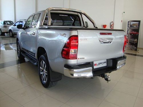Toyota Hilux Srx 2.8 Tdi Dc 4x4 6mt
