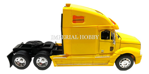Freightliner Columbia Tractor Nuevo Sin Caja - Am Welly 1/32 Amarillo