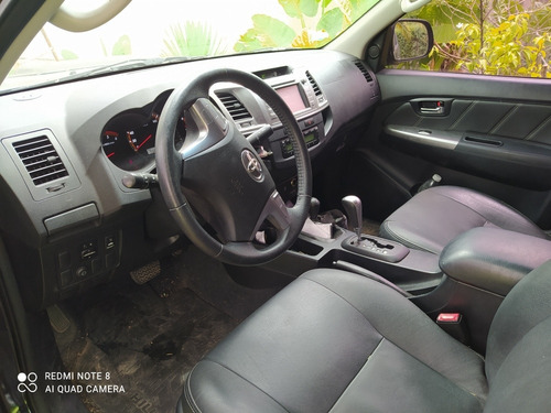 Toyota Hilux 3.0 Cd Srv Cuero 4x4 5at - A4 2015