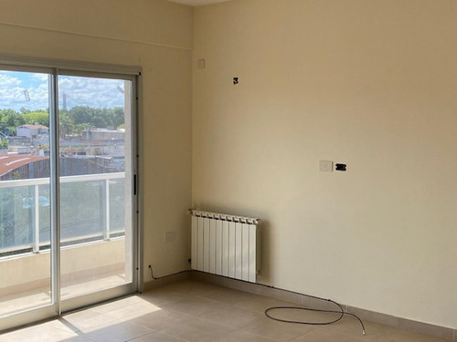Imagen 5 de 9 de Departamento De 1 Dormitorio En Venta
