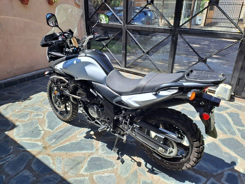 Imagen 2 de 12 de Suzuki V-strom 650