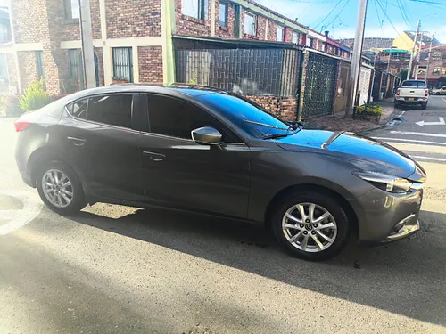 Mazda 3 2.0 Touring At