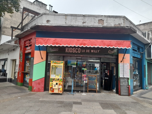 Imagen 1 de 11 de Maxikiosco Excrlente Oportunidadla Mejor Zona Entre Banco Provincia Y Bbva A 20m Anses Escuelas Primaria Y Secundaria A 100m Centro Comercial Y A 100m Comisaría 48mucha Seguridad20 Años De Antigüedad