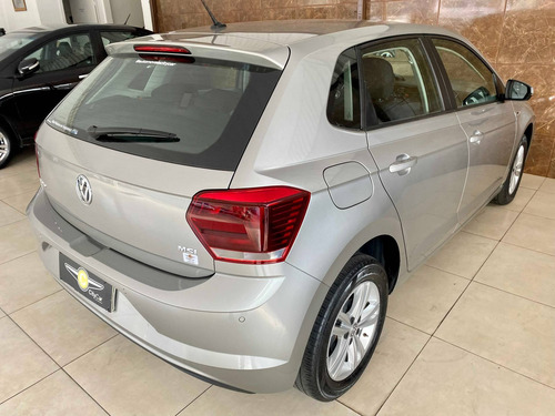 Imagem 6 de 10 de Volkswagen Polo 1.6 Msi Total Flex Manual