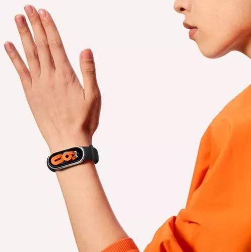 Xiaomi Smart Band Mi Band 8 1.62" caja de plástico negra, malla negra de silicona y bisel negro de plástico