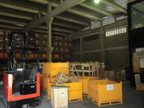 Almacenes Industriales En Venta En Guatire. Km