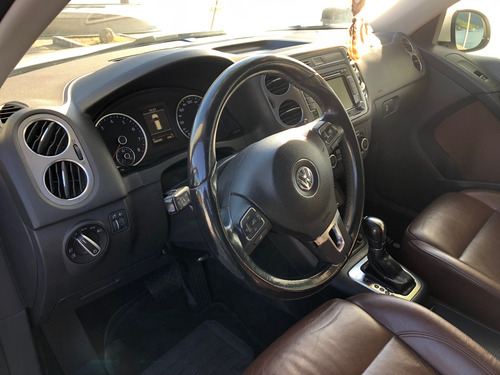 Volkswagen Tiguan 2.0 TSI 4 MOTION