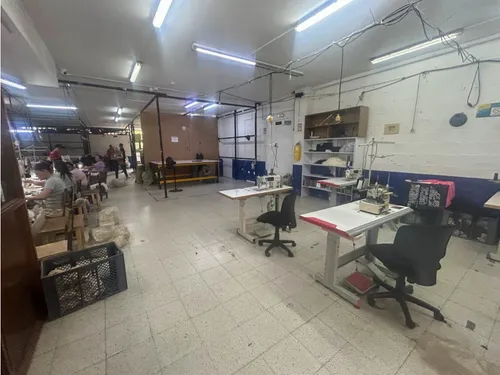 Arriendo Bodega Independiente Cerca A La C Mayorista En Itagui