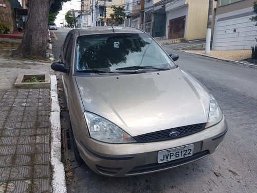 Ford Focus Sedan 1.6 Gl 4p