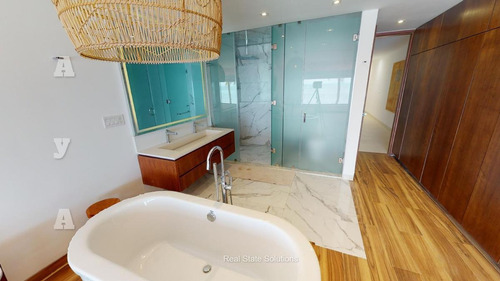Imagen 21 de 30 de Casa En Venta/renta Amueblada, 5 Recámaras Frente Al Mar, Zona Hotelera, Cancún