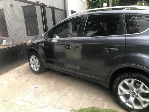 Ford Kuga 2.5 Titanium At 4x4 (ku03) 2010