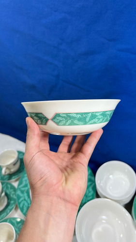 Juego De Platos Y Tazas Diario Arcopal France Arcopal Green (Usado)