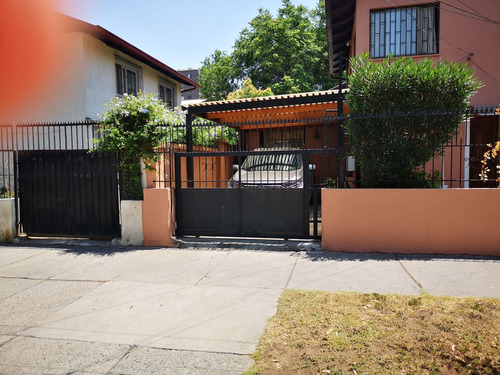 Hermosa Casa En Ñuñoa , Excelente Barrio