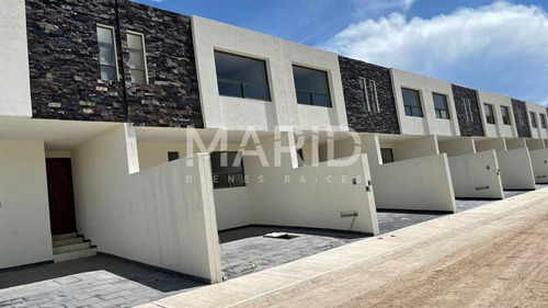 Casa En Venta Salida Mil Cumbres Morelia