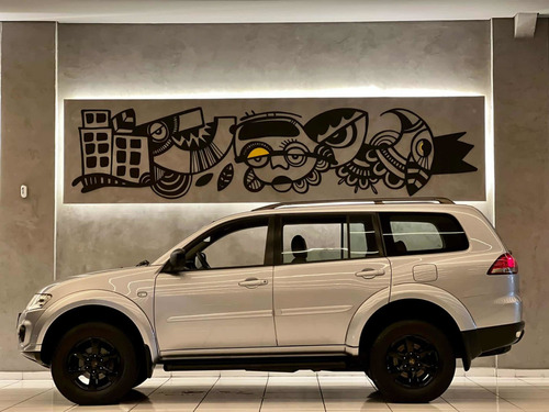 Imagem 2 de 14 de Pajero 3.2 Turbo Diesel 4x4 Automatica 2016 97.000km Couro