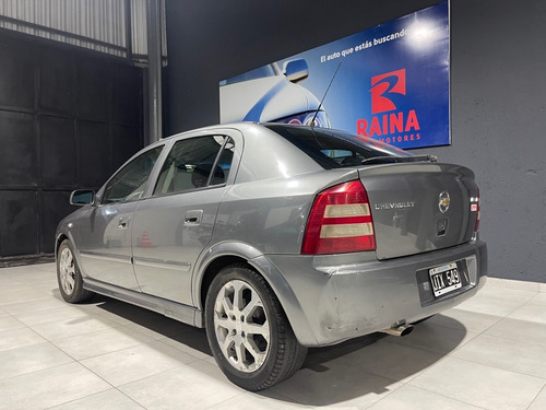 Imagen 4 de 7 de Chevrolet Astra Ii Gls 2.0 N 8v 5ptas