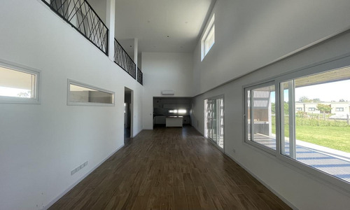Imagen 19 de 30 de Venta Casa 4 Ambientes El Canton Norte