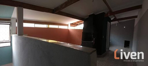 Sobrado Com Excelente Localização E 30 M² De Área Gourmet!! - So0834