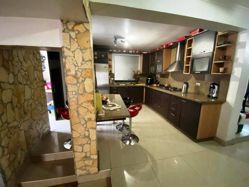 Eduardo Romero Vende Casa De Esquina En Trigal Norte 26767jg