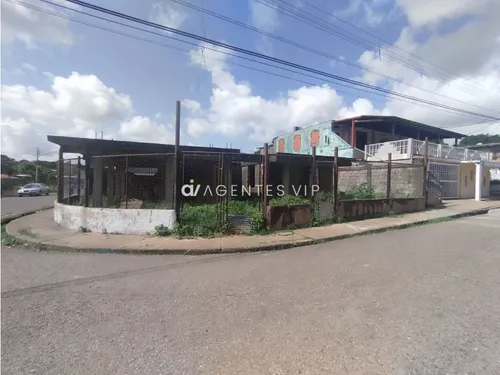 Zona Oeste, Sector La Cruz