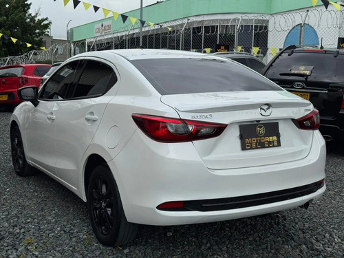 Mazda 2 1.5 Grand Touring Lx Sedan At