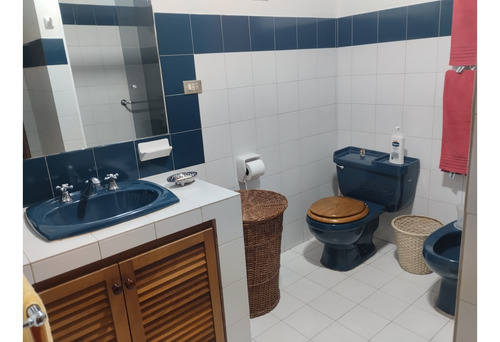 Alquilo Apartamento 110 Mts2 Los Chaguaramos 9143