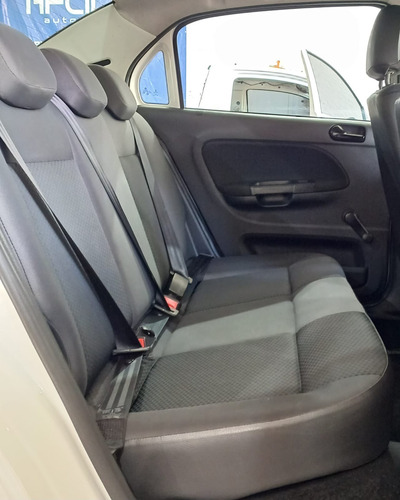 Volkswagen Voyage 1.0 12v Total Flex 4p