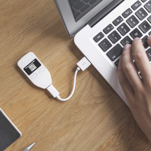 Imagen 6 de 6 de Billetera Trezor Model One Hardware Wallet Oficial Macrotec