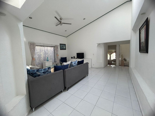 Casa En Renta En Lomas Cocoyoc