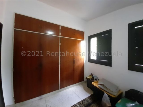 Imagen 13 de 26 de Casa En Venta Trigal Norte Valencia Carabobo 22-6974 Gerardo Guillen Rent-a-house