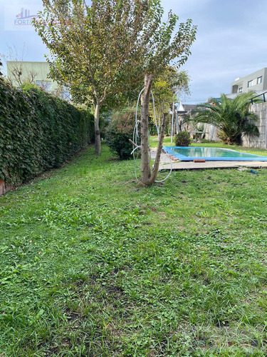 Terreno En Venta Cercano A Av. 44
