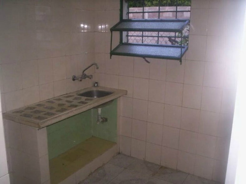 Imagen 4 de 6 de Cómodo Apto De 1 Dormitorio Con Bajos Gc En Peñarol!