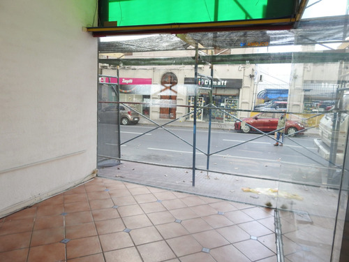 Casablanca - Galería Libertador , Local Al Frente