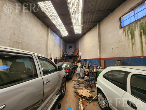 Venta De Galpón En Sarandi