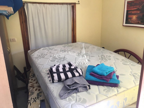 2 Casas En En 2 Terrenos- Ref: 3456