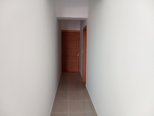 Alquilo Apto De 3 Habitaciones En Bella Vista Prox A La 27 De Febrero.